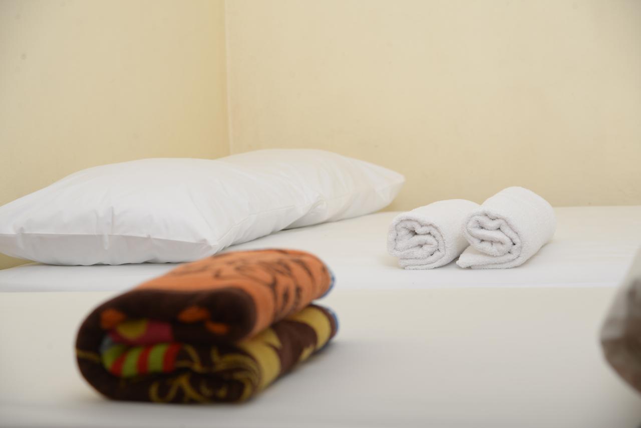 Bankaikow Hostel กาญจนบุรี ภายนอก รูปภาพ