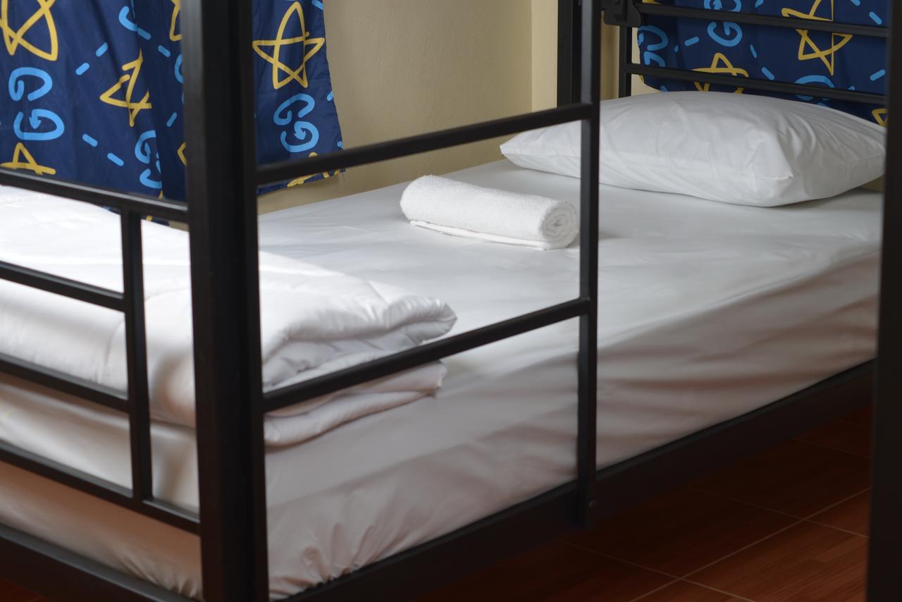 Bankaikow Hostel กาญจนบุรี ภายนอก รูปภาพ